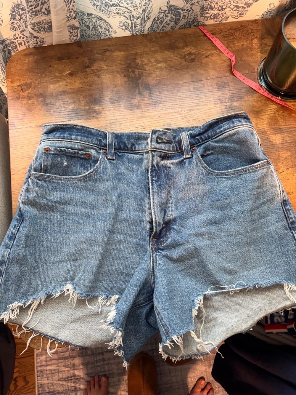 Vintage-Inspired Blue Denim Cutoff Shorts